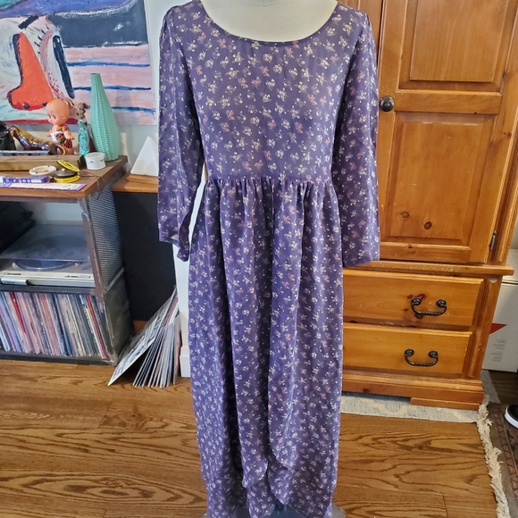 Christy Dawn Ameila Dress Deadstock Floral Purple Lilac Feminie Maxi Sustainable - Picture 4 of 12